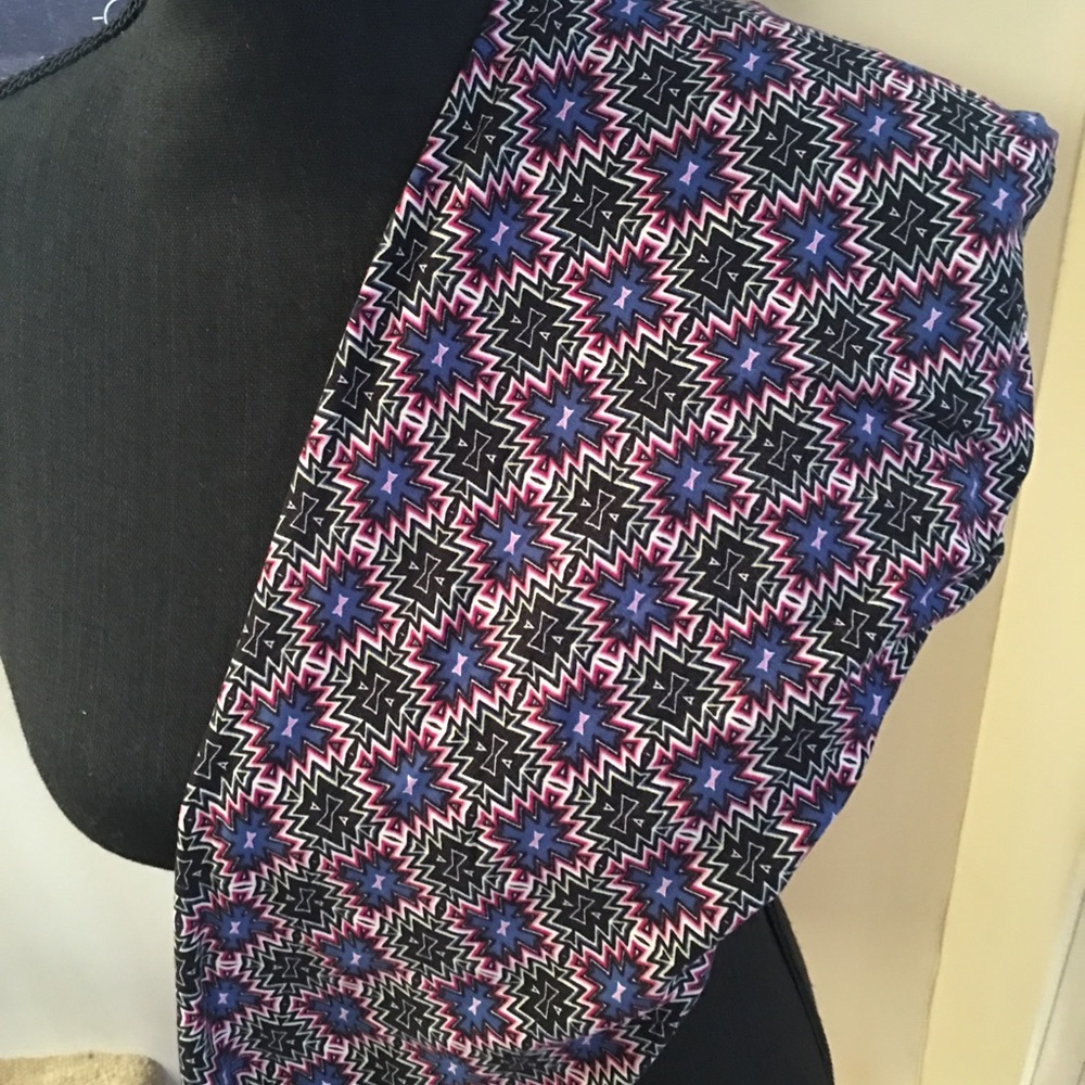 LuLaRoe OS LEGGINGS